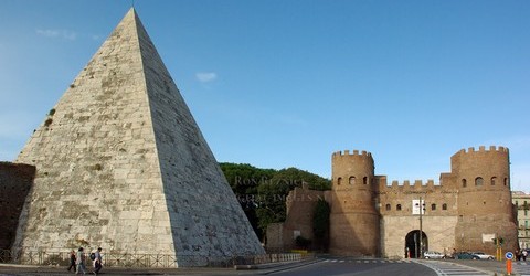 Romeinse gebouwen in Rome; overzicht van bekende monumenten en bezienswaardigheden uit de oudheid - Reisliefde